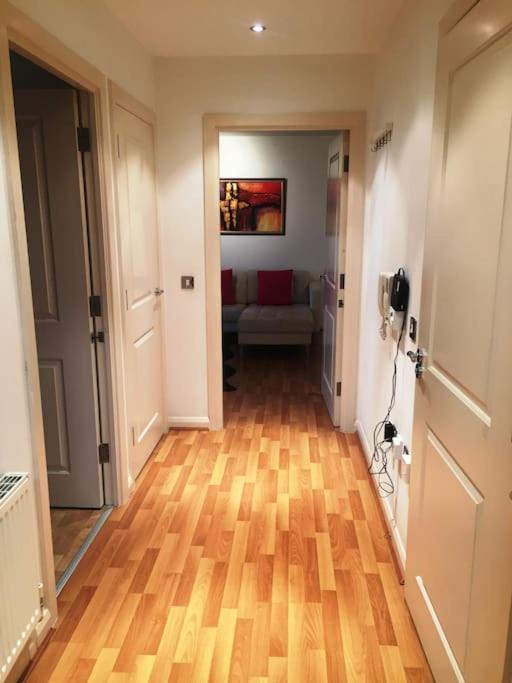 1 Bedroom Flat Near Excel, O2, Canary Wharf - London Bagian luar foto