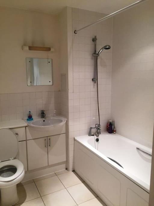 1 Bedroom Flat Near Excel, O2, Canary Wharf - London Bagian luar foto
