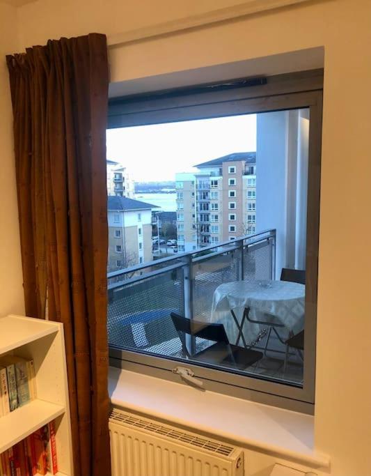 1 Bedroom Flat Near Excel, O2, Canary Wharf - London Bagian luar foto